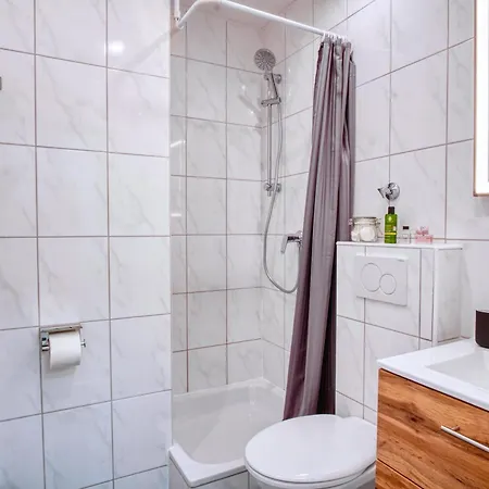 Апартаменты Neu Life&work In Muelheim Mit Garten Мильгейм-на-Руре